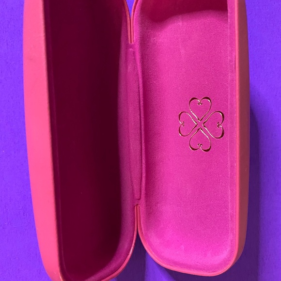 Candies Pink Glasses Case - Picture 3 of 5